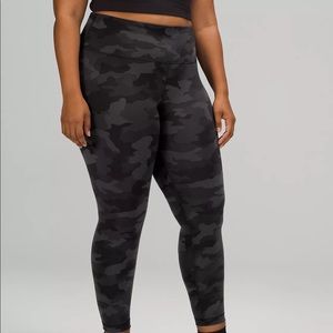 Lululemon Wunder Train High-Rise Tight 25" in Heritage 365 Camo Deep Coal Multi